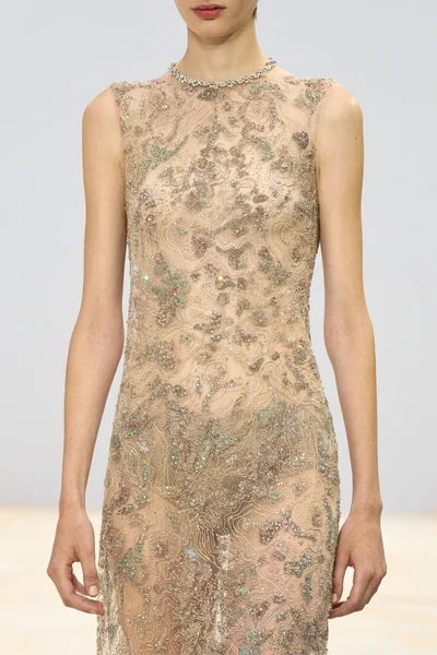 Look 63